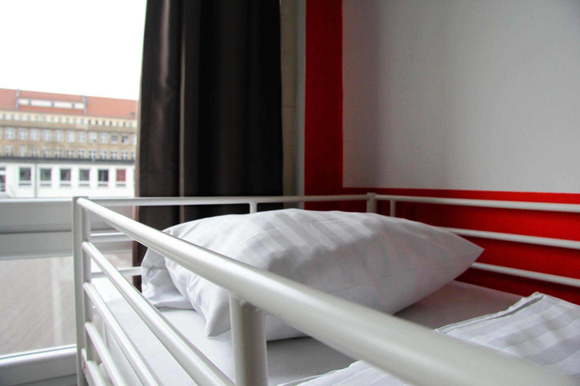 Check In Hostel Berlin Luaran gambar